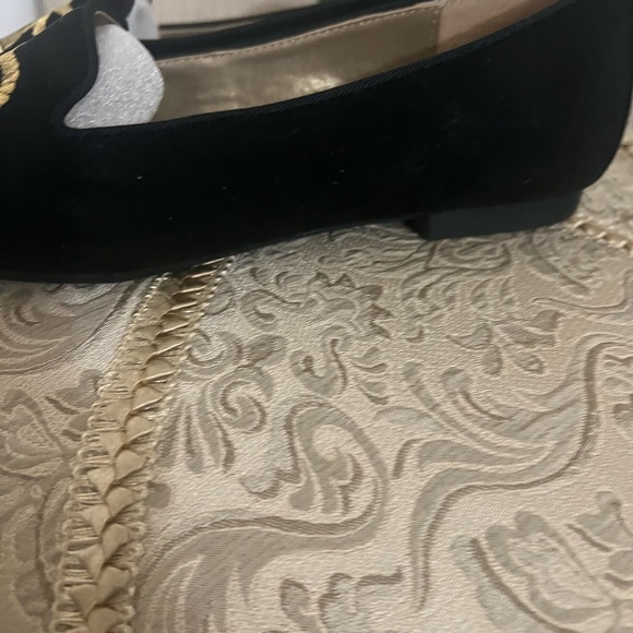 Adrienne Vittadini Flats - Picture 4 of 5